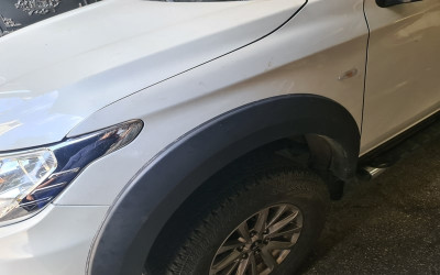 Mitsubishi L200 Çıkma Sol Ön Çamurluk